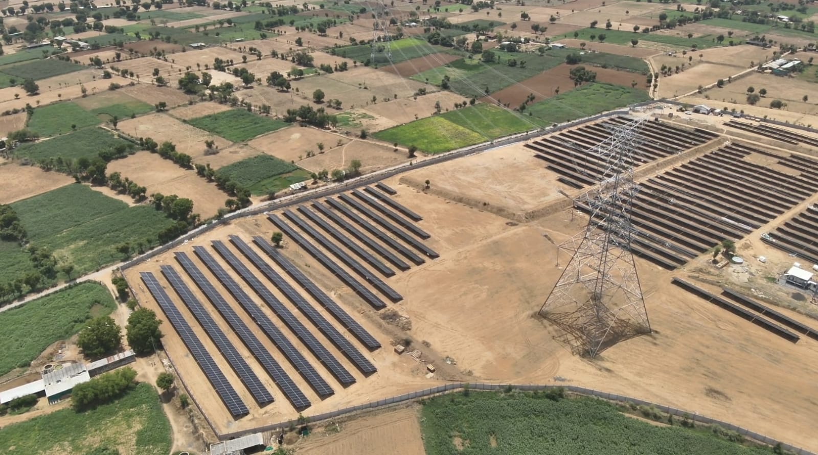 Ground-mounted solar array work